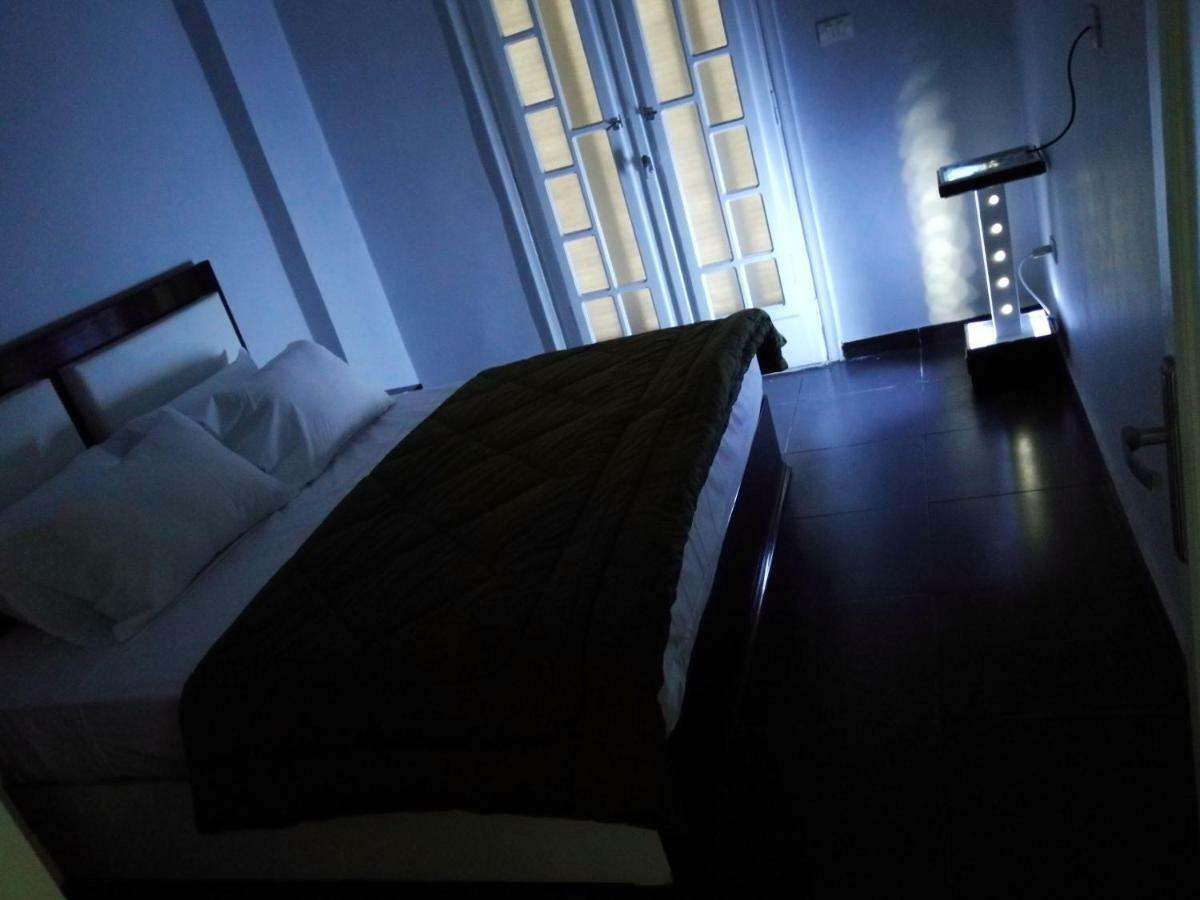 Lovely Apartment With Side Sea View Located In The Heart Of The อเล็กซานเดรีย ภายนอก รูปภาพ