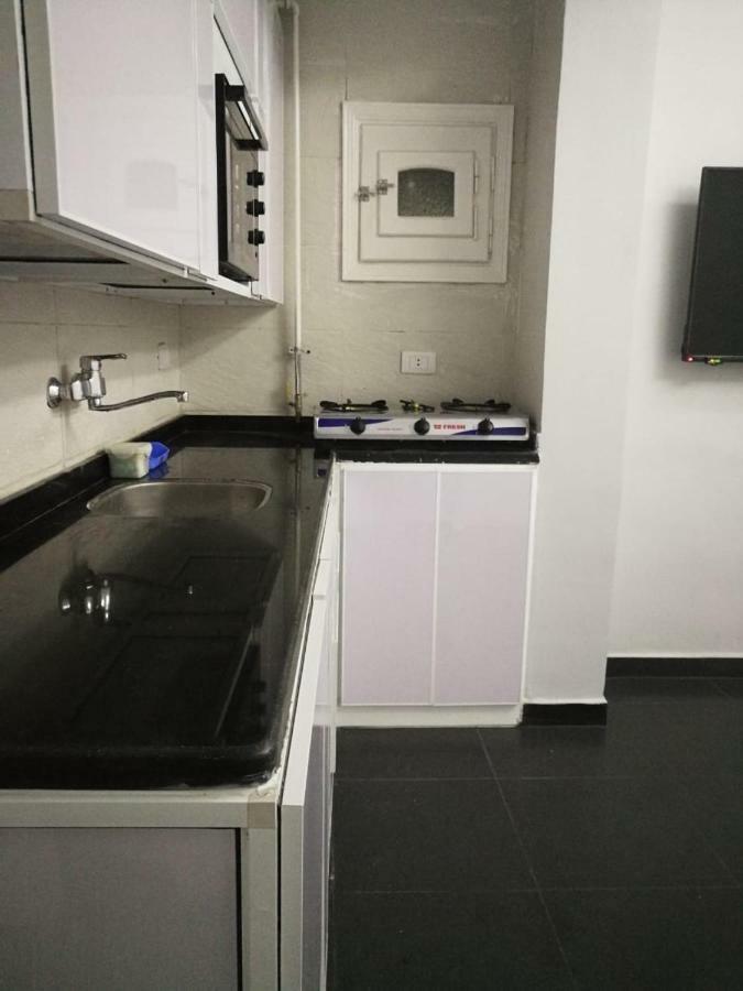 Lovely Apartment With Side Sea View Located In The Heart Of The อเล็กซานเดรีย ภายนอก รูปภาพ
